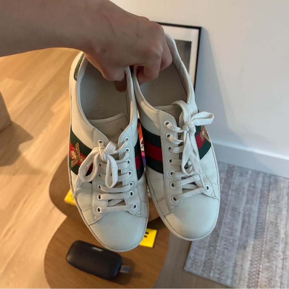 Gucci White and Green Sneakers Luxury Low-Top - Picture 3 of 3